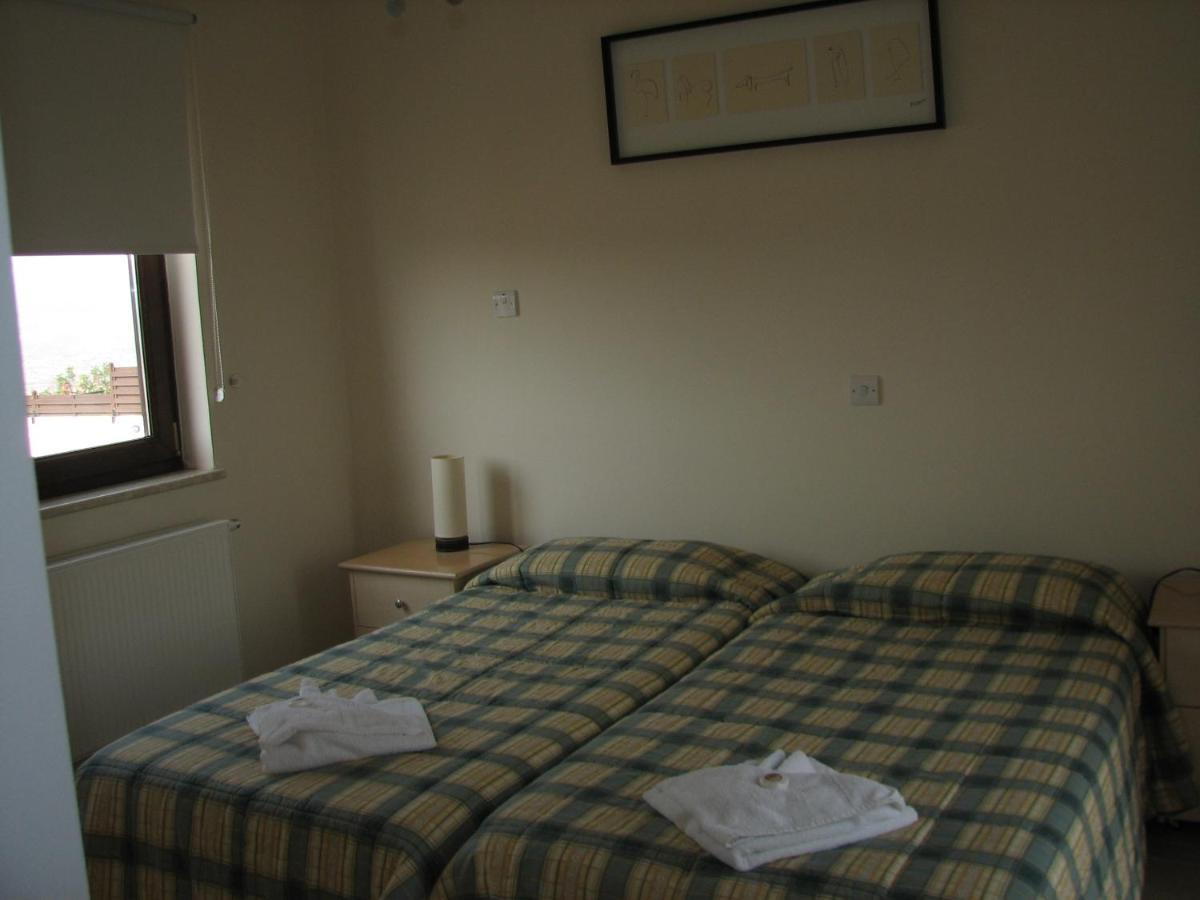 Hill View Hotel Apartments Pissouri Cameră foto